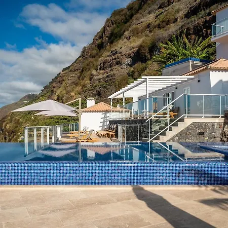 Escarpa - The Madeira Hideaway Курортный комплекс Понта-ду-Сол