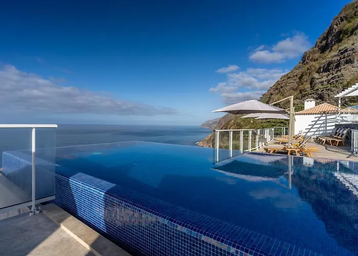 Escarpa - The Madeira Hideaway Rezort 3*