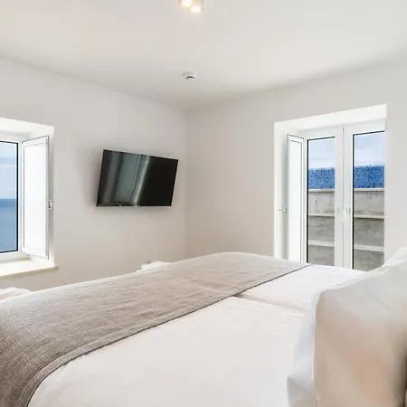 Курортный комплекс Escarpa - The Madeira Hideaway Понта-ду-Сол