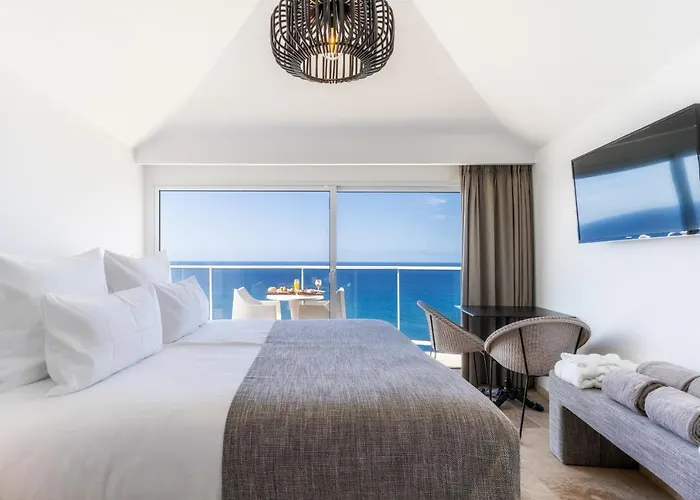 Resort Escarpa - The Madeira Hideaway 3*